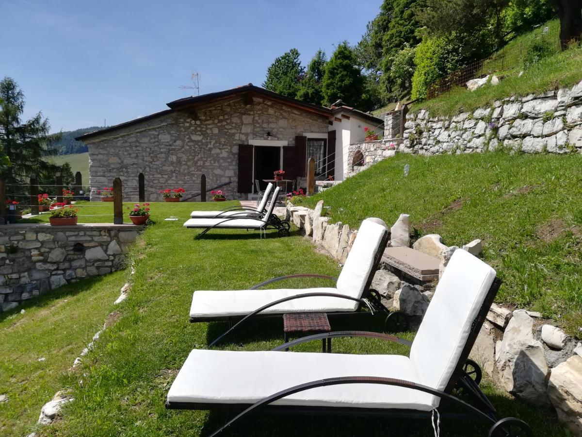 Callort Adrara San Rocco Esterno foto